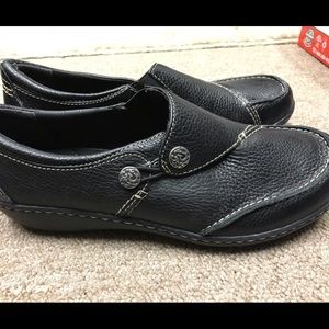 Clark’s collection black shoes